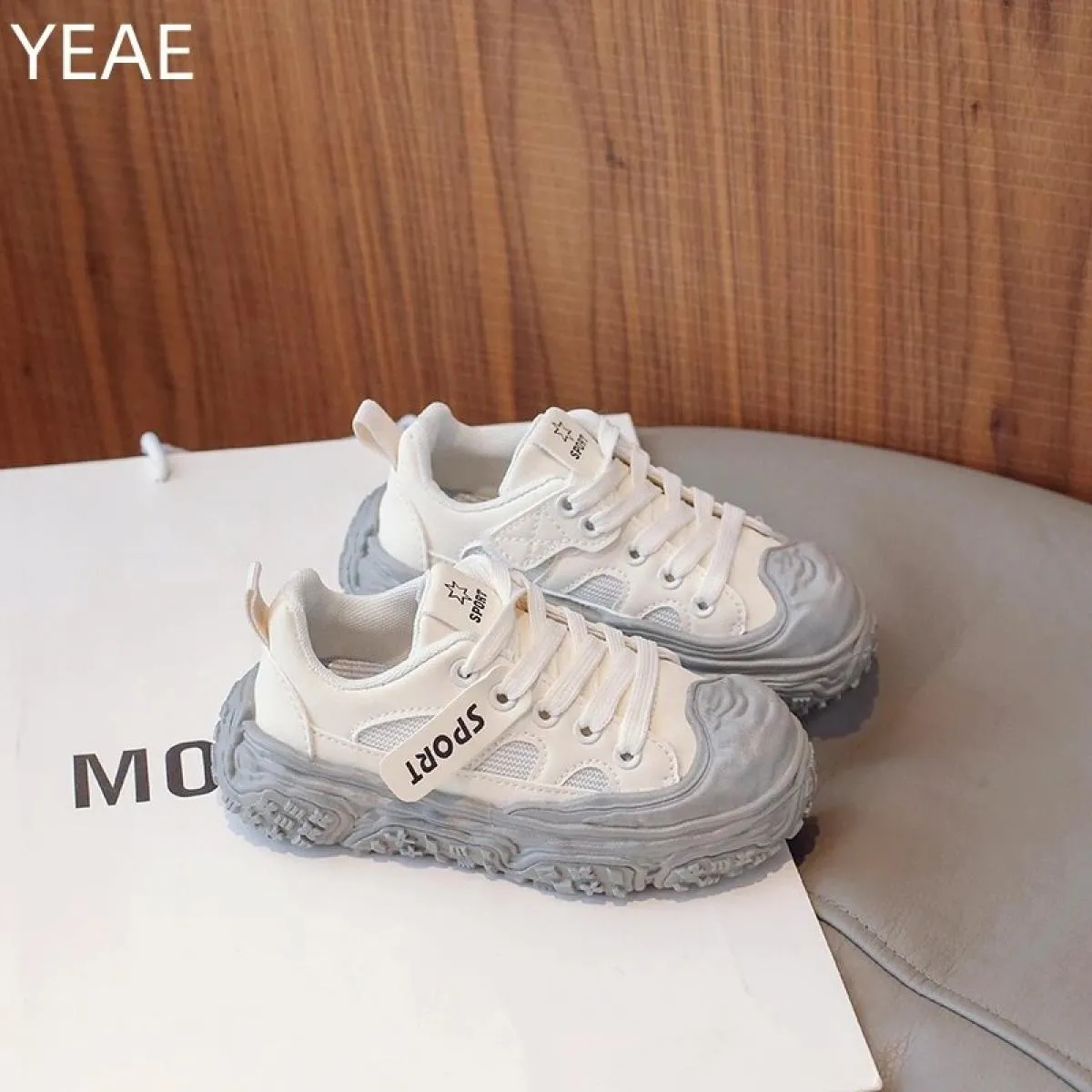 Scarpe casual in rete per bambini primaverili e autunnali Scarpe sportive Scarpe da corsa Ragazzi Moda Traspirante Casual Comoda